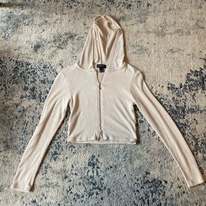 Cropped long sleeve top